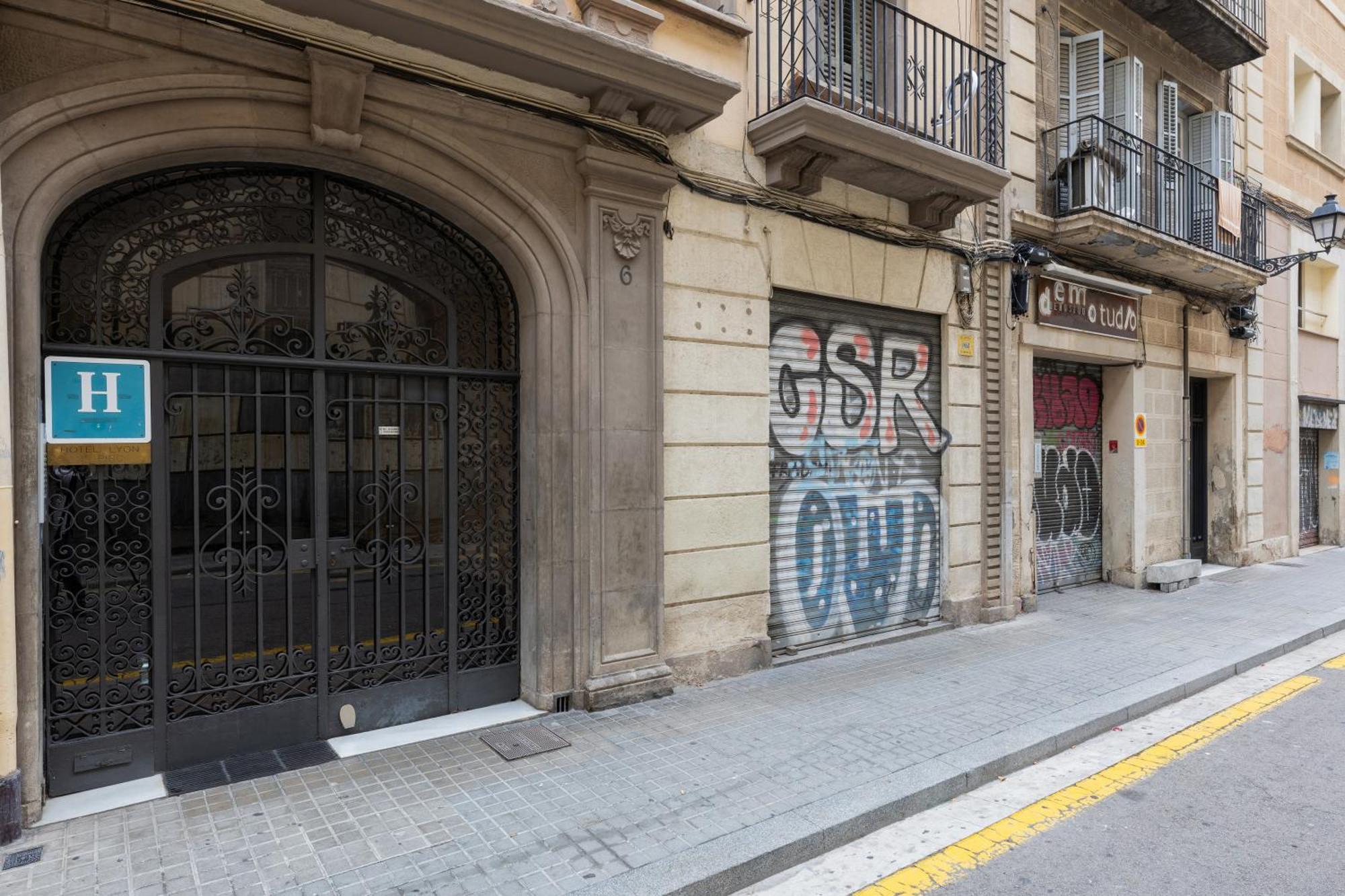 Hotel Lyon Barcelona Exterior foto