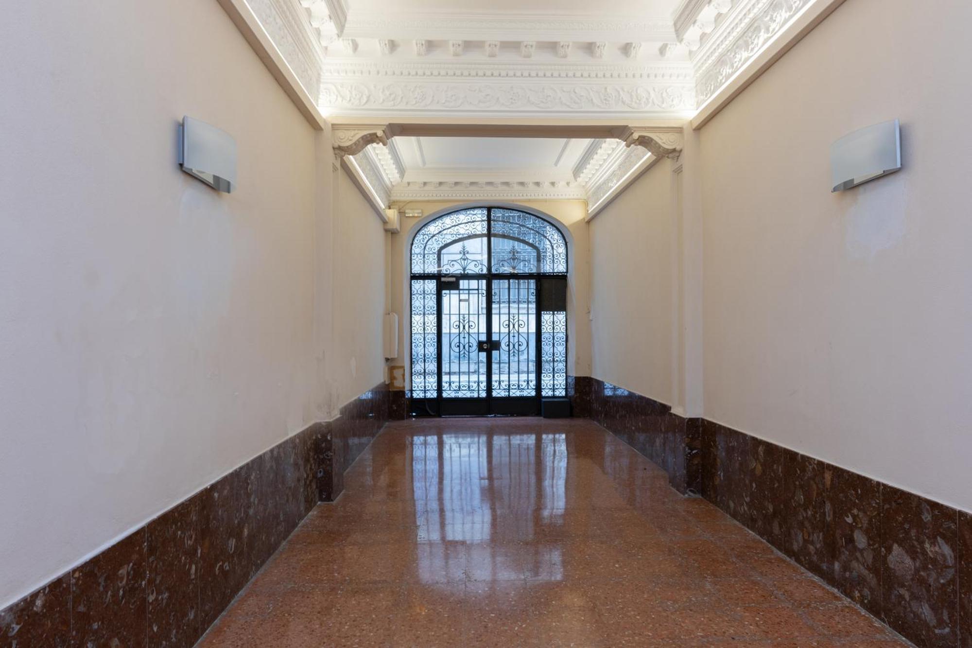 Hotel Lyon Barcelona Exterior foto